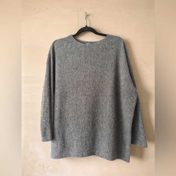 CLARA SUNWOO Sweaters - CLARA SUNWOO Heathered Gray Knit Top